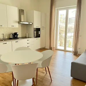 La Casa Di Zoe - Bocconi, Navigli Appartamento